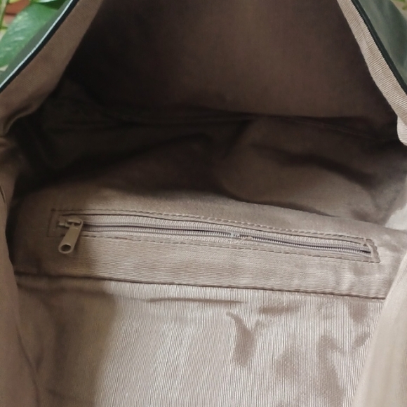 EUC Black 'Leather/Snakeskin' Large Clutch - Picture 4 of 6